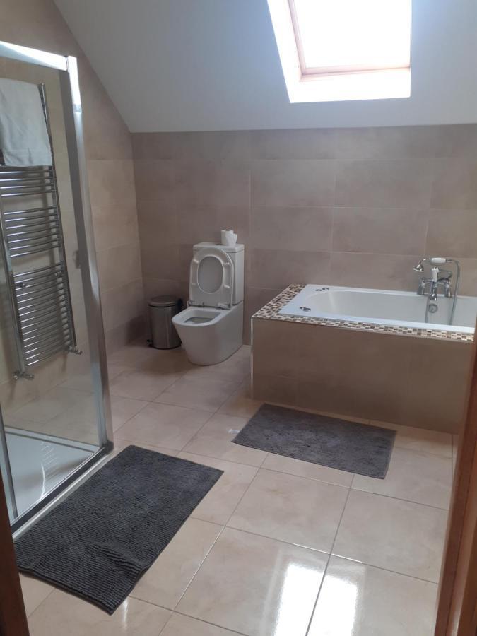 Bedroom No 3 Garden View Nobber Εξωτερικό φωτογραφία